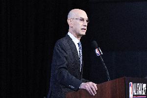 加快比赛节奏~NBA官方：今年夏联将采用G联盟的“一次罚球规则”